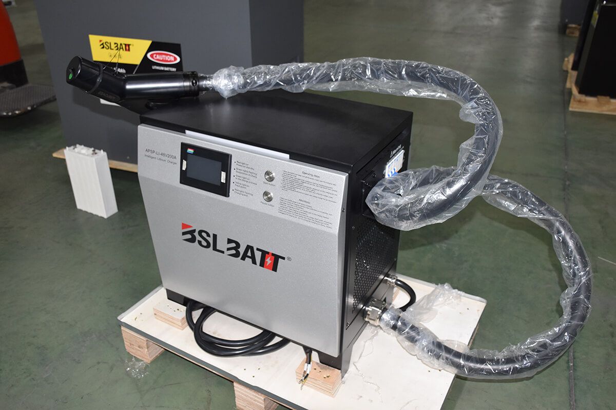 forklift-battery-charging forklift-battery-charging