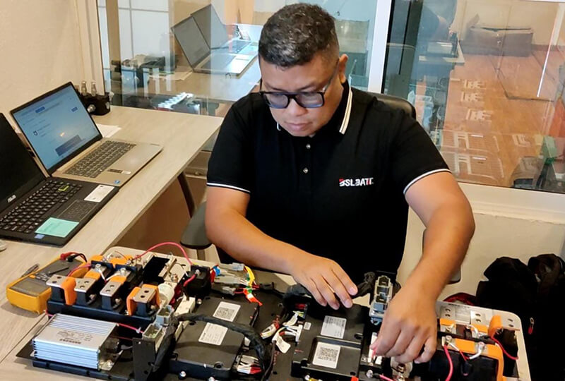 Exclusive interview with lithium battery electrical engineer from BSLBATT dealer