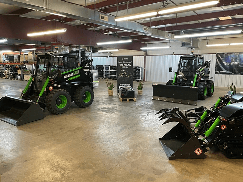 BSLBATT® Lithium Batteries Power Green Planet Machinery’s Mini Excavator MINI Z